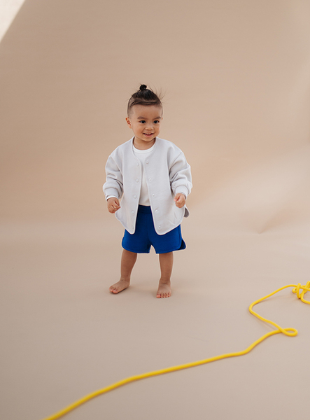 Studio Aelbo baby vestje licht grijs